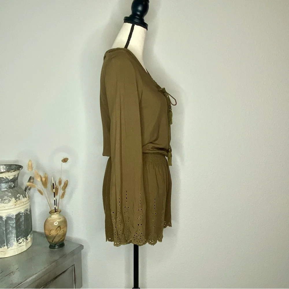 Jessica Simpson Romper With Lace Up Front - Picture 5 of 11
